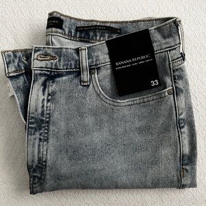 Banana Republic • Ultra High Rise Slim • 33/14